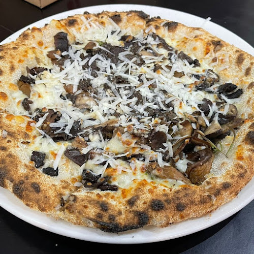 Zazz Pizza - Singapore