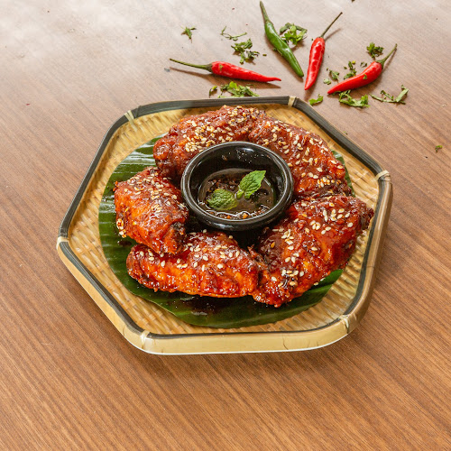 D'SKUNKS LOUNGE - Hospitality and gastronomy