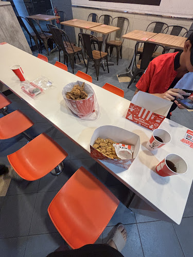 Opinii despre KFC Jurong Spring în Singapore - Hospitality and gastronomy