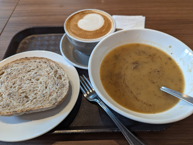 Comentarii opinii despre Cedele Bakery Kitchen - The Star Vista