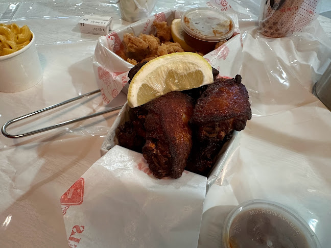 Cajun On Wheels (C.O.W) - Seafood Truck Louisiana - Hospitality and gastronomy