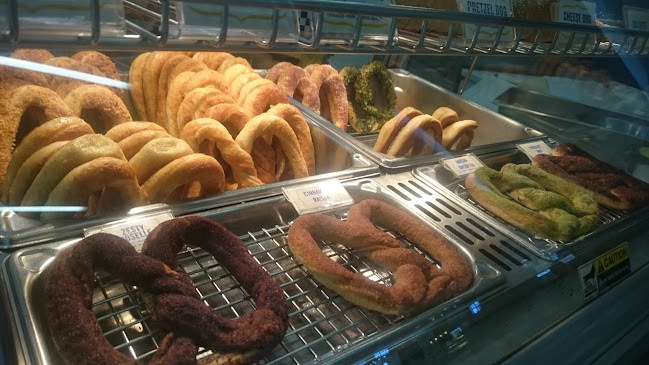 Comentarii opinii despre Auntie Anne's Soft Pretzels (NEX)