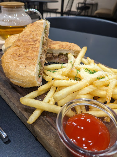 Comentarii opinii despre Pazzion Café