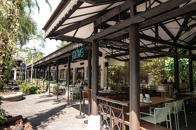 Privé Botanic Gardens