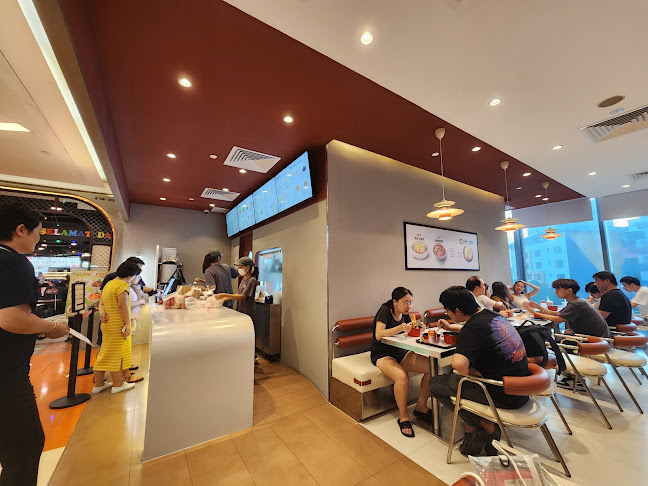 Qin Ji Rougamo - Hospitality and gastronomy