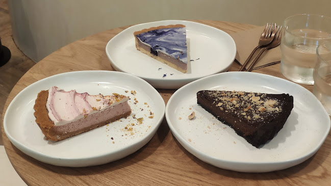 Elijah Pies - Tanjong Pagar