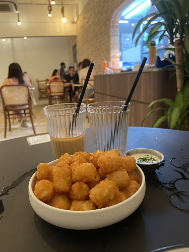 Little Rogue Coffee - Hospitality and gastronomy