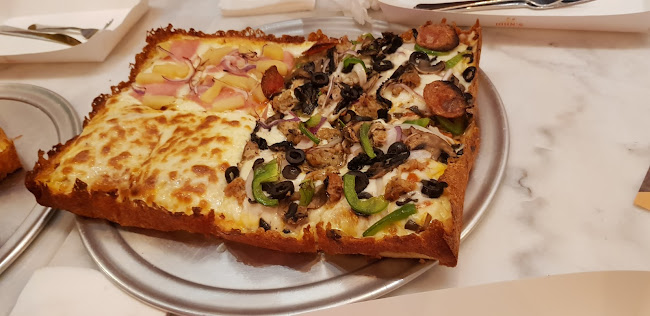 John's Pizzeria & Bakery - Hospitality and gastronomy