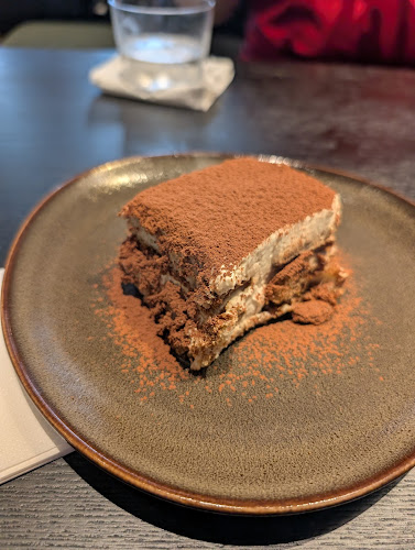 ANTO pizza e aperitivi - Hospitality and gastronomy