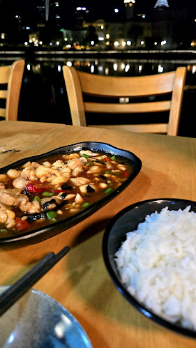 Comentarii opinii despre Forum Seafood Village Restaurant