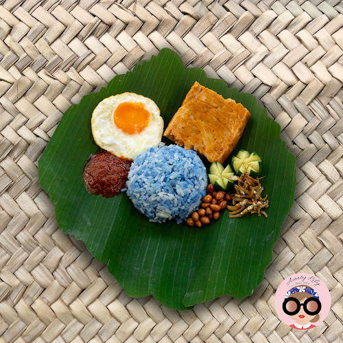 Aunty Lily Kitchen @ City Plaza - Hospitality and gastronomy