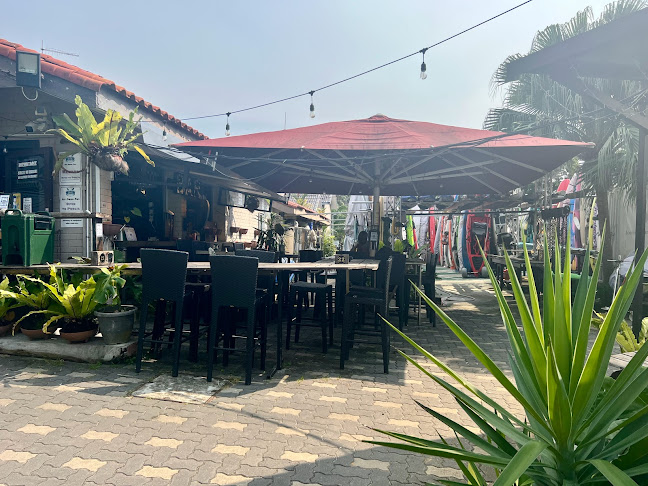 Ohana Beach House(Pasir Ris)