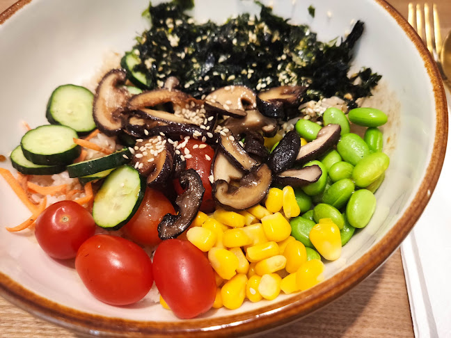 Escapade Vegetarian Cafe - Hospitality and gastronomy