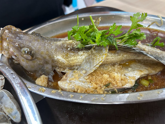 Comentarii opinii despre Hee Hee Hee Steam Fish & Seafood