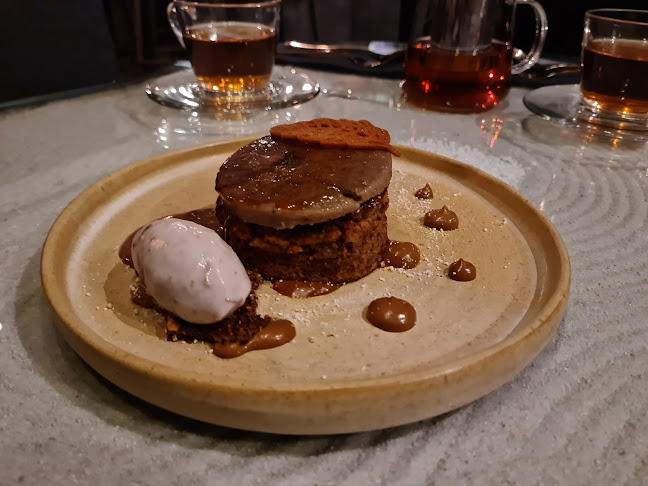 21A Lor Liput, Singapore 277733