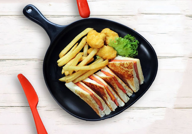 48 Boon Lay Wy, The Chevrons, Singapore 609961