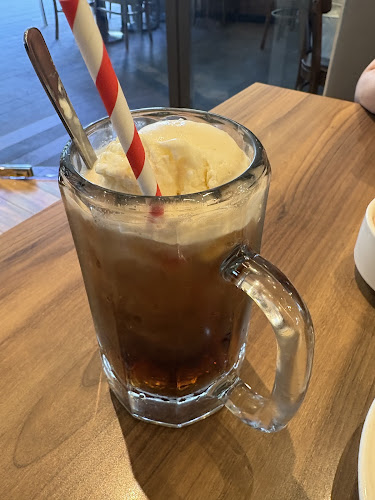 ANDES by Astons @ Woodsquare