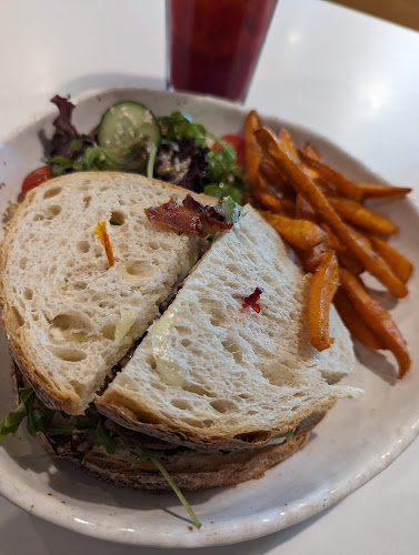 Opinii despre Cedele Bakery Kitchen în Singapore - Hospitality and gastronomy