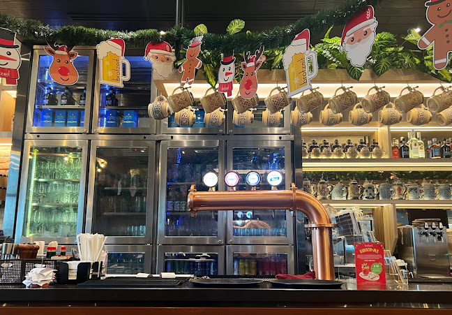 Opinii despre Brotzeit German Beer Bar and Restaurant - VivoCity în Singapore - Hospitality and gastronomy