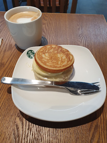 Starbucks Aperia - Hospitality and gastronomy