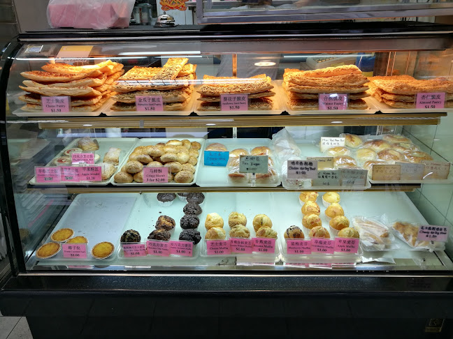 Tina Sim Bake Fresh - Hospitality and gastronomy