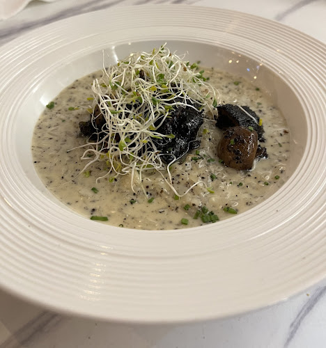 Comentarii opinii despre Allo French Restaurant