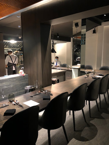 27 Scotts Rd, Singapore 228222