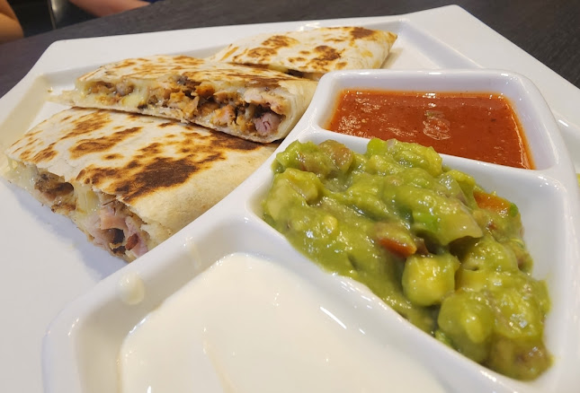 Comentarii opinii despre Casuarina Bistro - Best Mexican restaurant