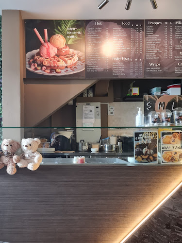 Lola Faye Cafe - Hospitality and gastronomy