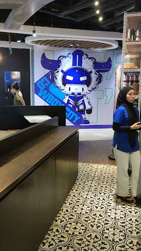 Heavenly Wang - Hospitality and gastronomy