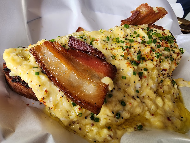 Comentarii opinii despre DeadFall Cantina