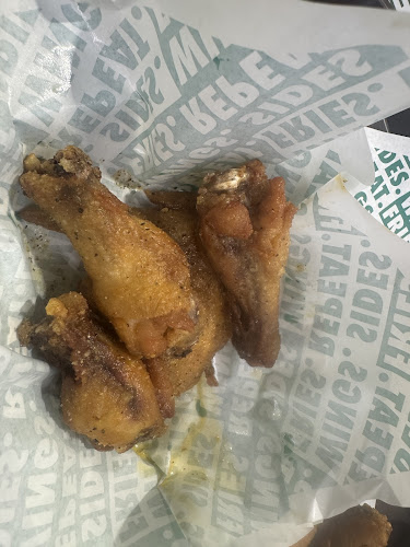 Wingstop Sembawang Shopping Centre - Hospitality and gastronomy