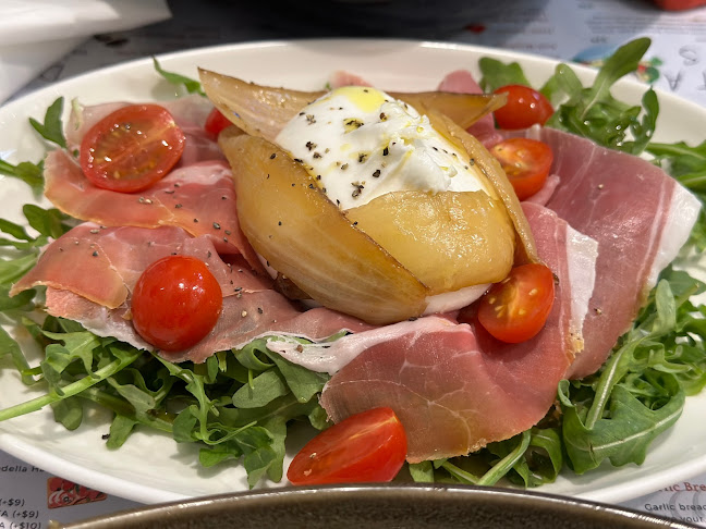 Comentarii opinii despre Burrata Joy & Gustavo Lapasta Katong V