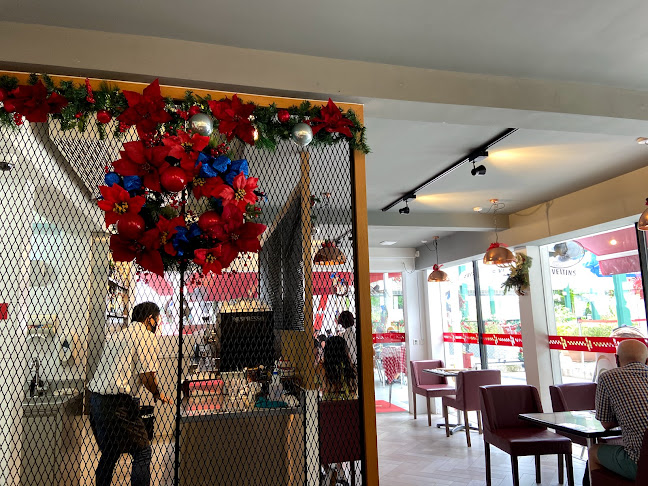 Huber's Bistro - Hospitality and gastronomy