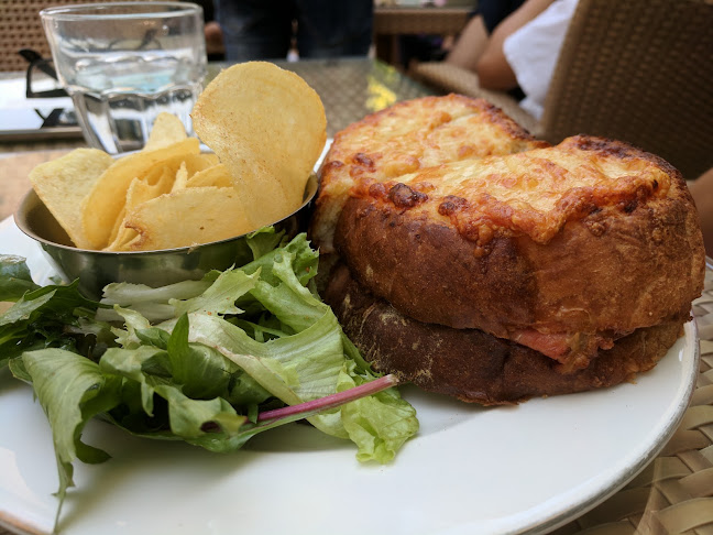 Comentarii opinii despre Privé @ Keppel Bay