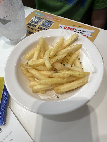 Genki Sushi Waterway Point - Hospitality and gastronomy