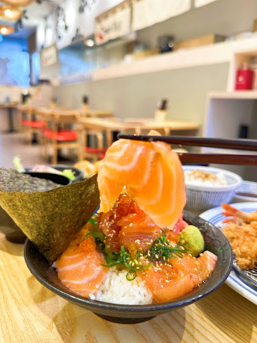 Comentarii opinii despre YuYu Suan Cai Fish United Square