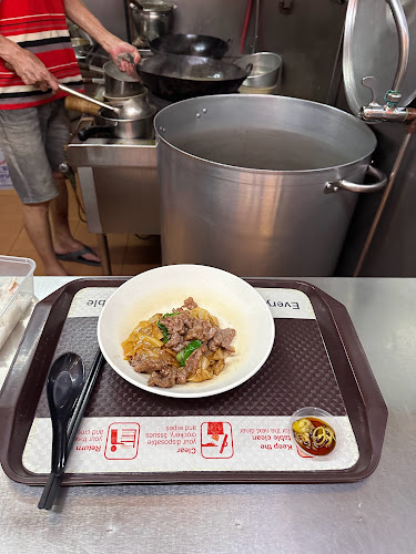 Comentarii opinii despre 財 (Cai) 鱼片，牛肉，鲜虾，什锦河粉