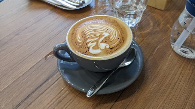 Comentarii opinii despre Refuel J9