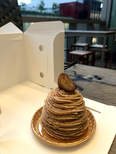 Henri Charpentier - Hospitality and gastronomy