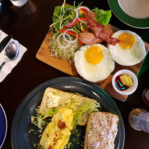 140 Upper Bukit Timah Rd, #01-01, Singapore 588176