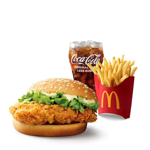 Opinii despre McDonald's Jewel în Singapore - Hospitality and gastronomy