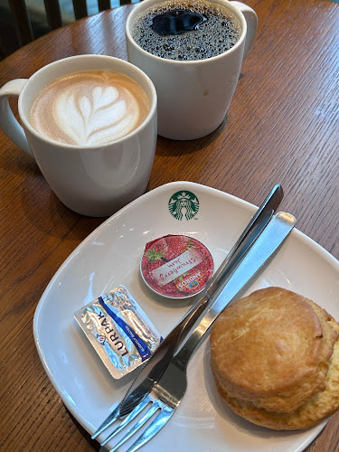 Starbucks Zhongshan Mall