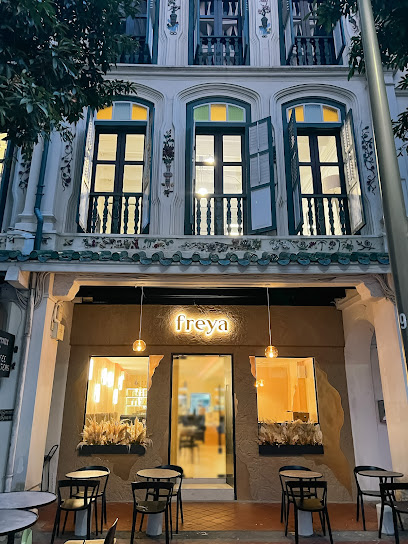 FREYA Modern Mediterranean