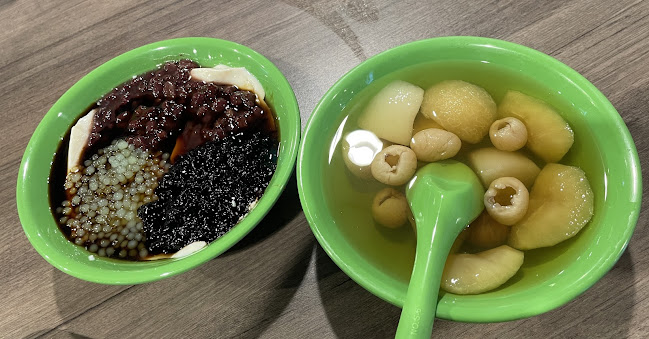 One Punggol Hawker Centre