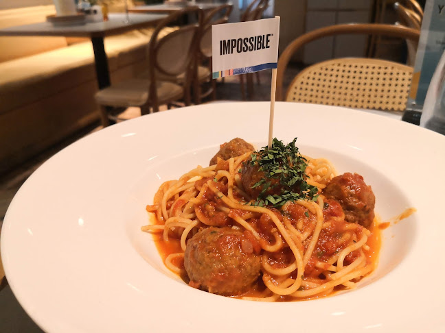 Comentarii opinii despre Privé Paragon