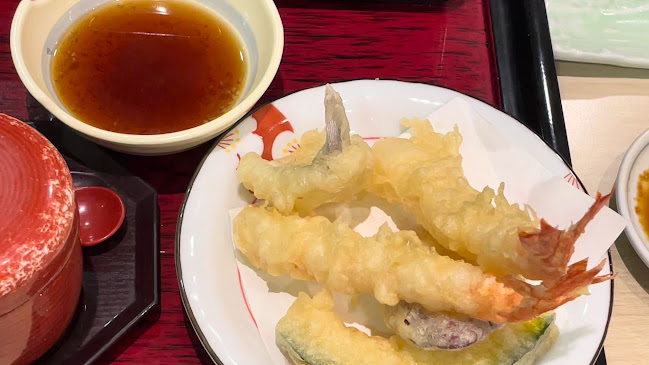 Tomi Sushi - Hospitality and gastronomy