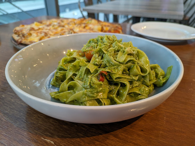 Lazy Lizard - The Promenade