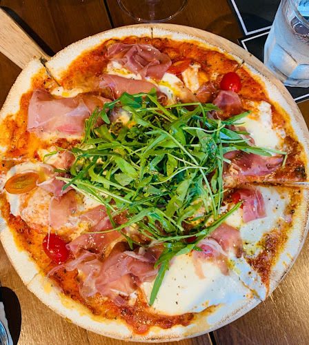 1 Pasir Ris Cl, #02-337/338, Singapore 519599