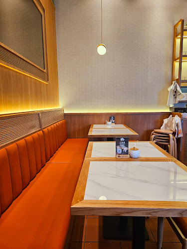 Shanghai Tan Pan-fried Bun 上海滩生煎包 - Singapore